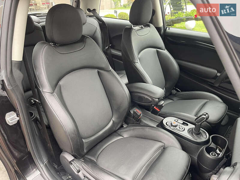 Хетчбек MINI Hatch 2020 в Івано-Франківську