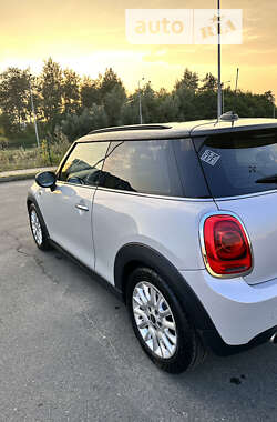 Хетчбек MINI Hatch 2014 в 