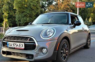 Хэтчбек MINI Hatch 2019 в Киеве Хэтчбек MINI Hatch 2019 в Киеве