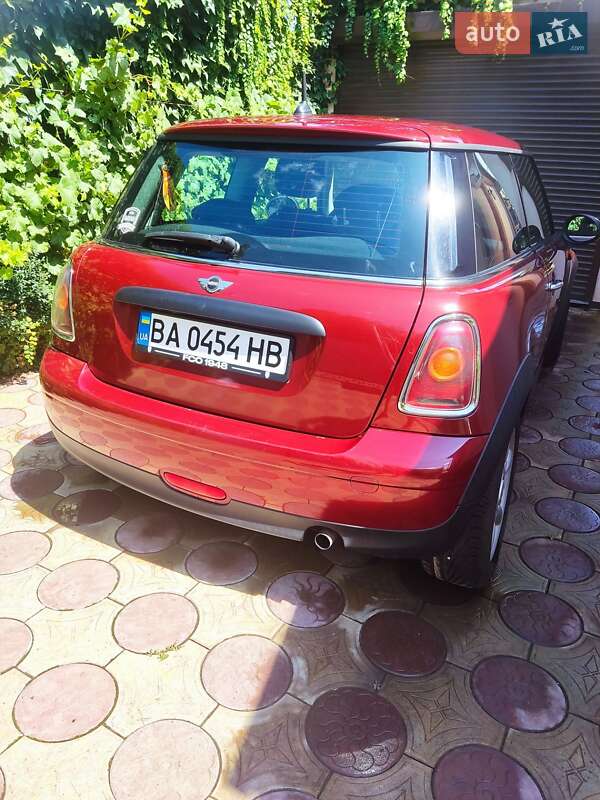 Седан MINI Hatch 2007 в Александрие