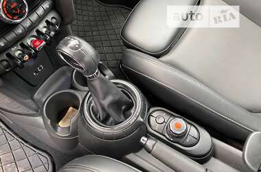 Хетчбек MINI Hatch 2014 в 