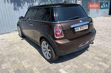 Седан MINI Hatch 2011 в Кам'янському