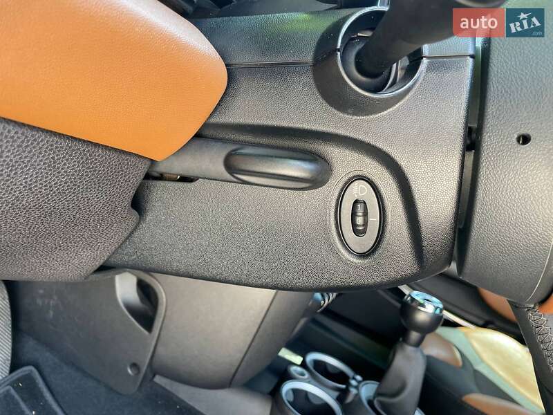 Седан MINI Hatch 2011 в Кам'янському