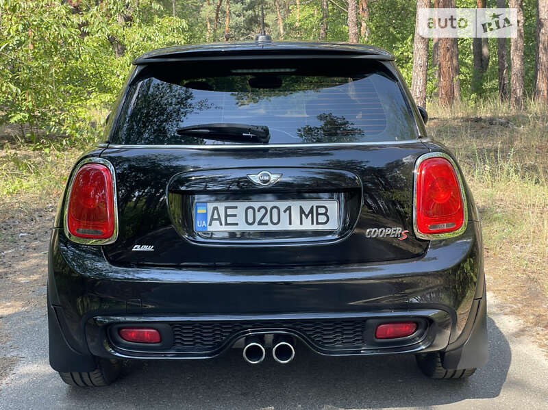 Седан MINI Hatch 2015 в Києві