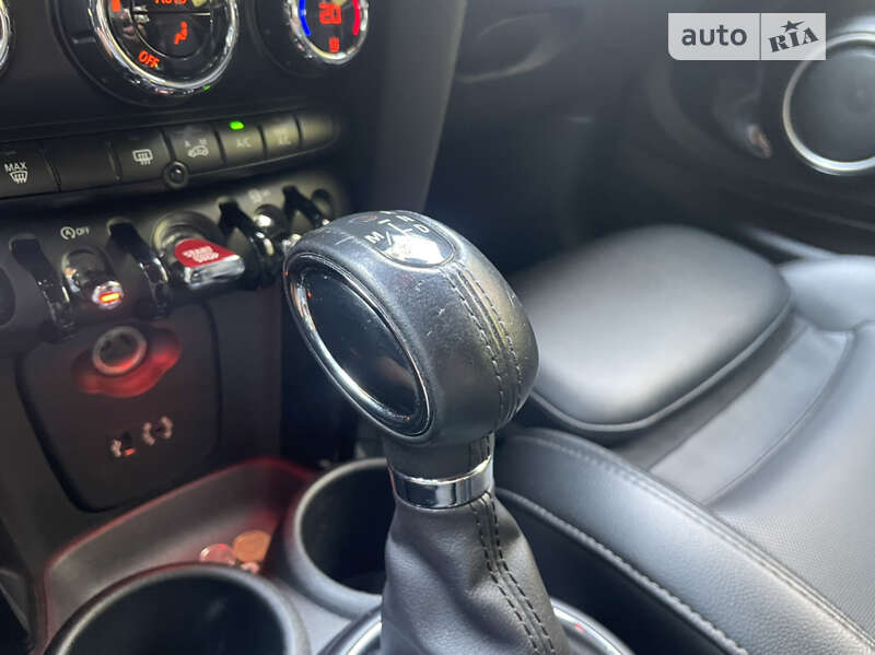 Седан MINI Hatch 2015 в Києві