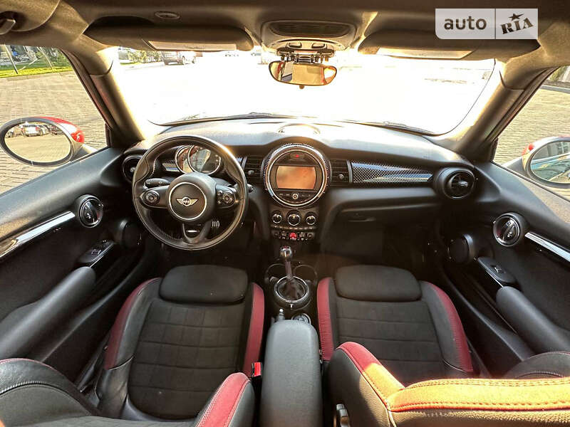 Хэтчбек MINI Hatch 2016 в Днепре