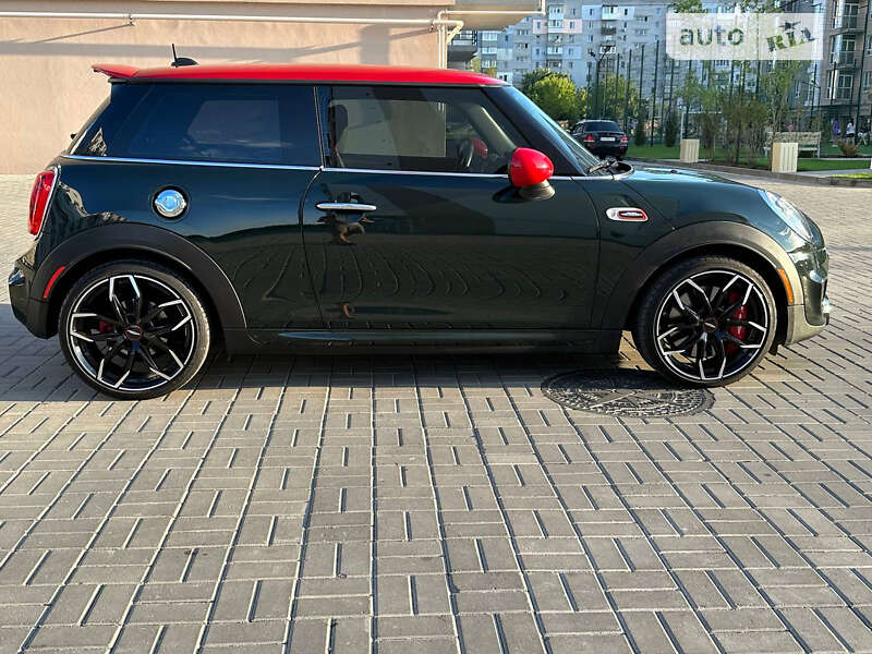 Хэтчбек MINI Hatch 2016 в Днепре