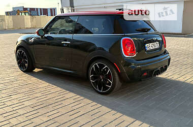 Хэтчбек MINI Hatch 2016 в Днепре
