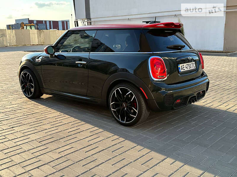 Хэтчбек MINI Hatch 2016 в Днепре