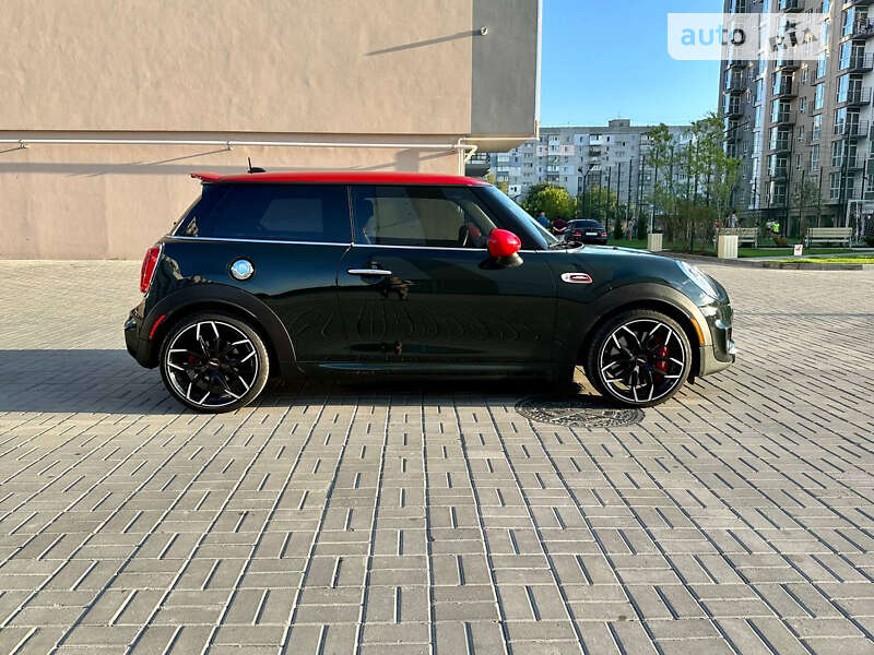 Хэтчбек MINI Hatch 2016 в Днепре