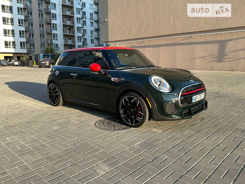 Хэтчбек MINI Hatch 2016 в Днепре