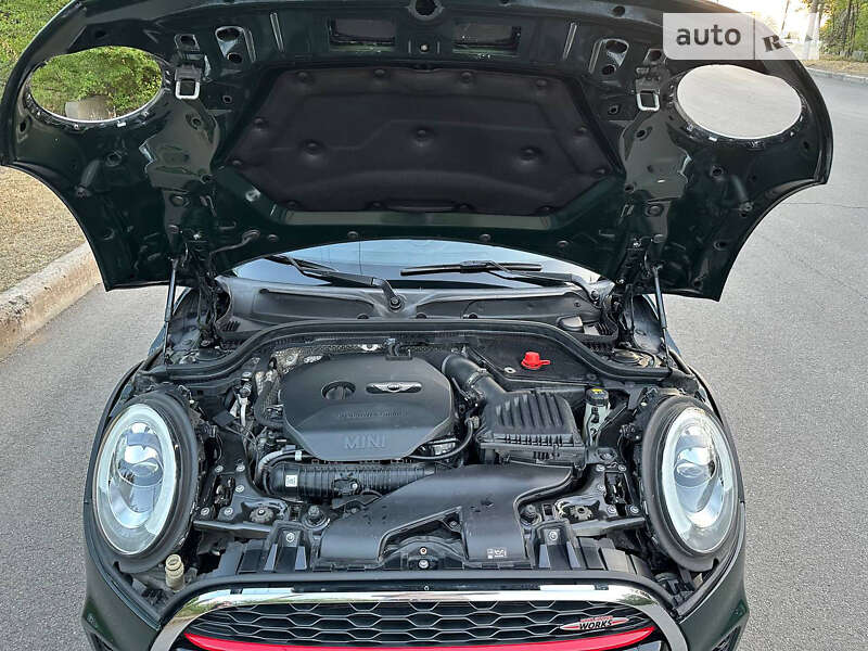 Хэтчбек MINI Hatch 2016 в Днепре