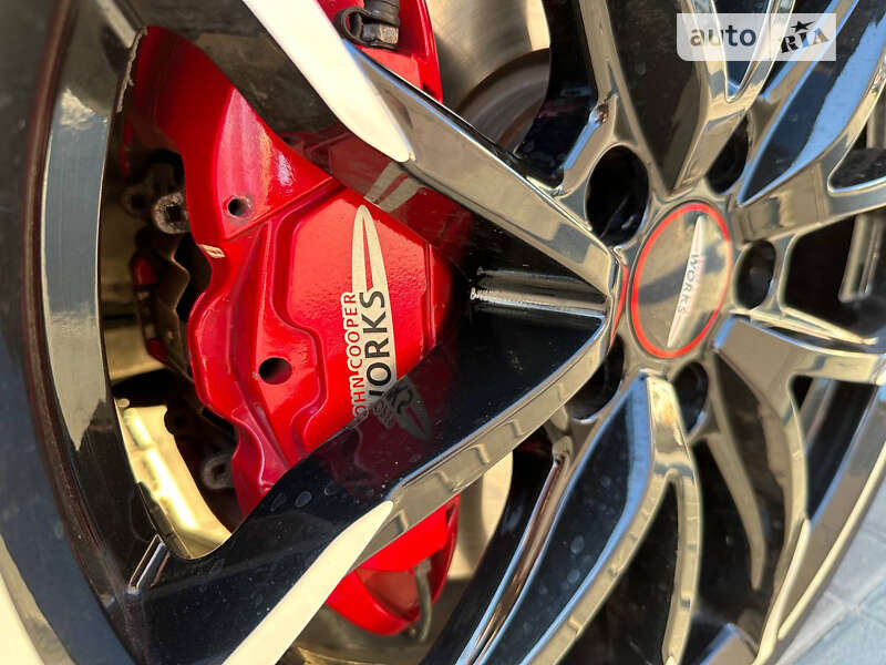 Хэтчбек MINI Hatch 2016 в Днепре