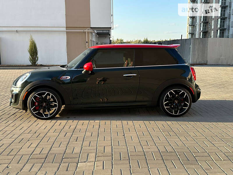 Хэтчбек MINI Hatch 2016 в Днепре