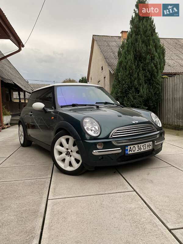 MINI Hatch 2003