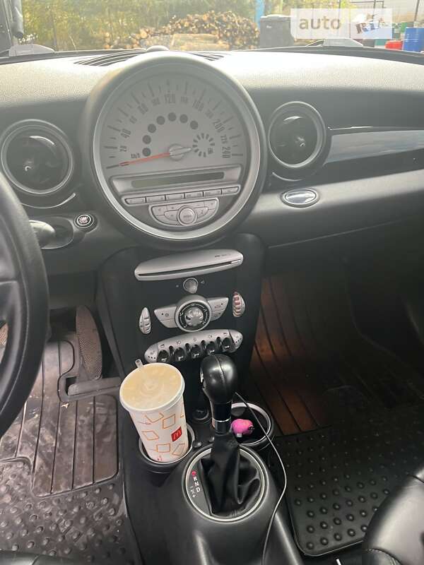Хетчбек MINI Hatch 2007 в Києві