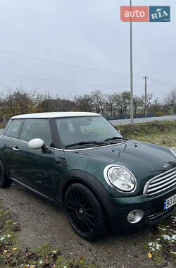 Хэтчбек MINI Hatch 2010 в Теребовле