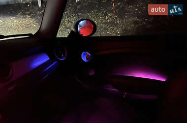 Хэтчбек MINI Hatch 2010 в Теребовле
