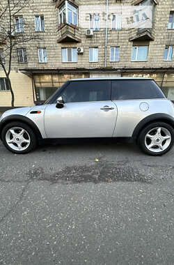 Хэтчбек MINI Hatch 2004 в Киеве