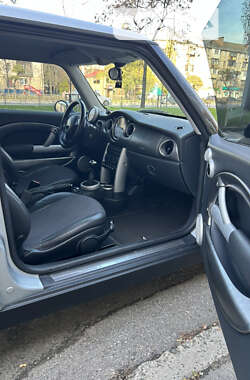 Хэтчбек MINI Hatch 2004 в Киеве