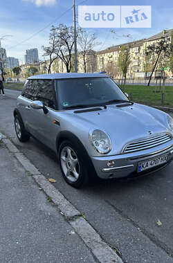 Хэтчбек MINI Hatch 2004 в Киеве