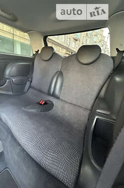 Хэтчбек MINI Hatch 2004 в Киеве