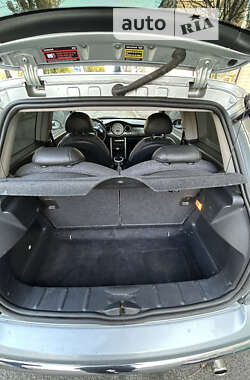 Хэтчбек MINI Hatch 2004 в Киеве фото 19 Хэтчбек MINI Hatch 2004 в Киеве