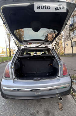 Хэтчбек MINI Hatch 2004 в Киеве