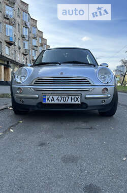 Хэтчбек MINI Hatch 2004 в Киеве