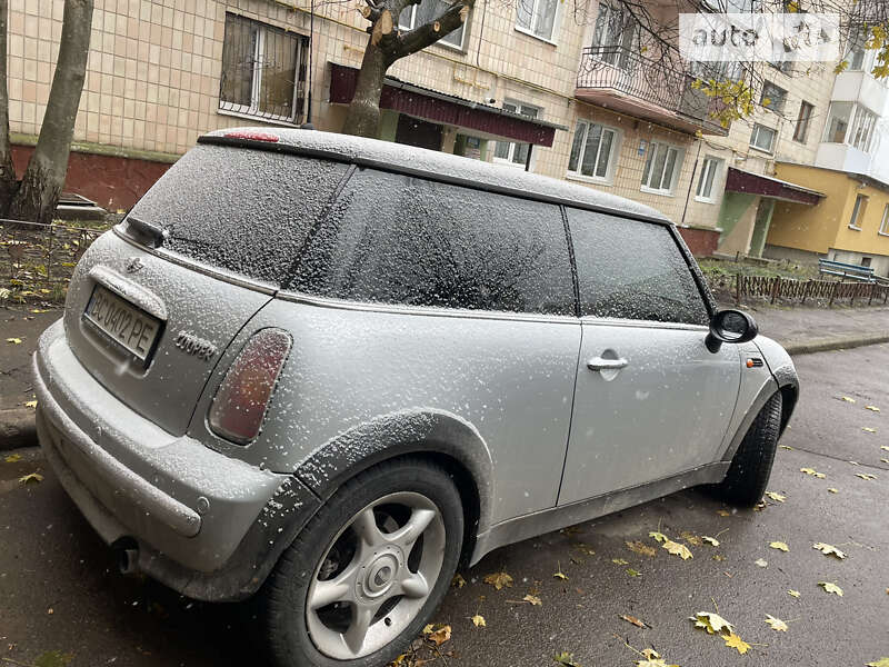 Хетчбек MINI Hatch 2004 в Києві