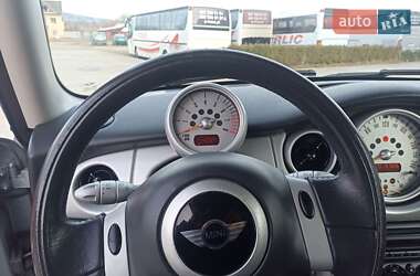 Хэтчбек MINI Hatch 2003 в Косове