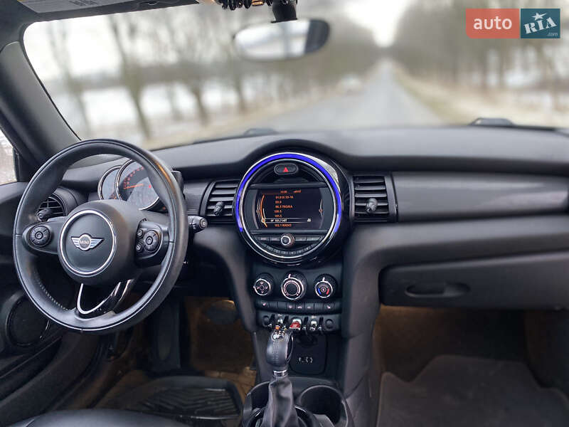 Хетчбек MINI Hatch 2017 в Львові