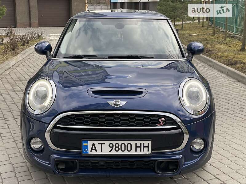 Хетчбек MINI Hatch 2014 в Івано-Франківську