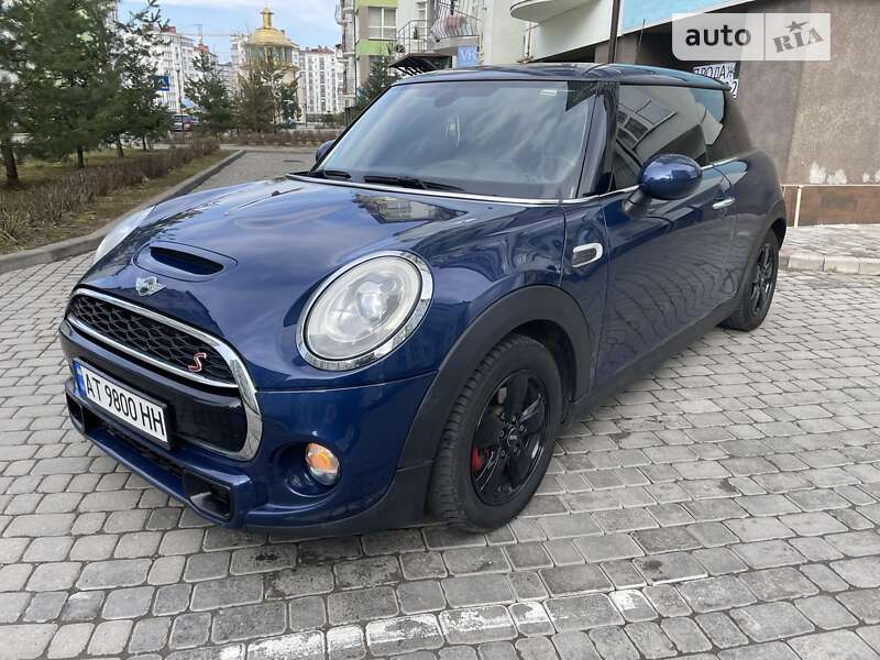 Хетчбек MINI Hatch 2014 в Івано-Франківську