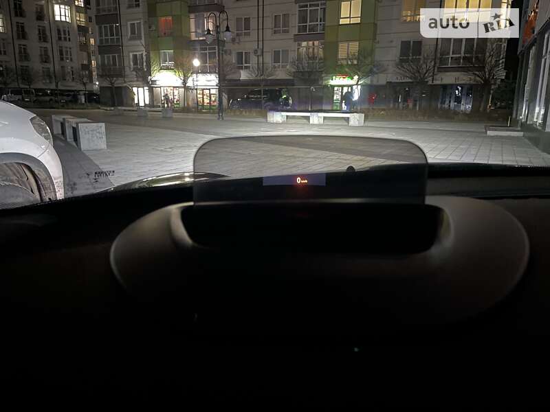 Хетчбек MINI Hatch 2014 в Івано-Франківську