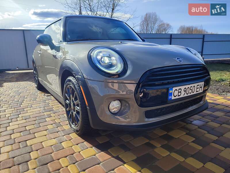 Хетчбек MINI Hatch 2019 в Пирятині