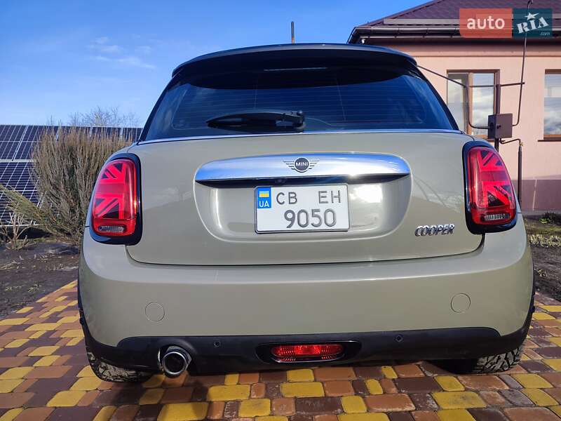 Хетчбек MINI Hatch 2019 в Пирятині