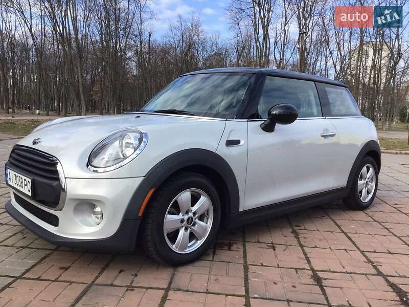 Хетчбек MINI Hatch 2015 в Києві