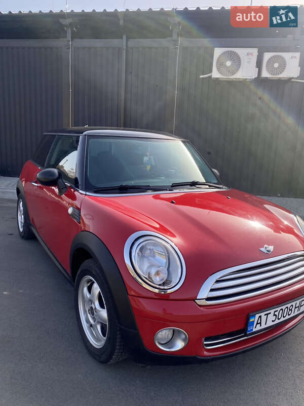 Хетчбек MINI Hatch 2010 в Яремчі
