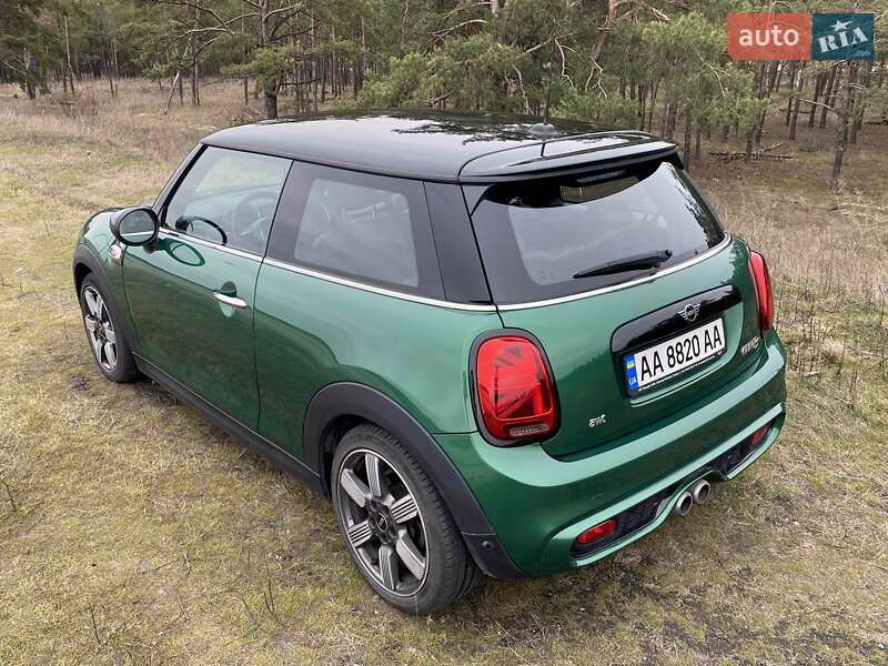 Хетчбек MINI Hatch 2019 в Києві