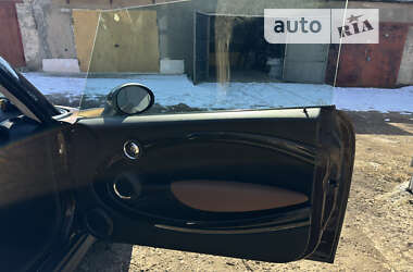 Хэтчбек MINI Hatch 2009 в Черновцах