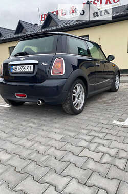 Хэтчбек MINI Hatch 2008 в Виннице