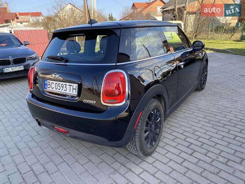 Хэтчбек MINI Hatch 2017 в Львове