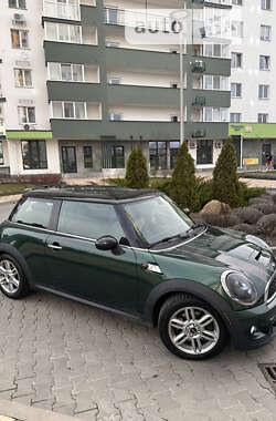 Хетчбек MINI Hatch 2011 в 