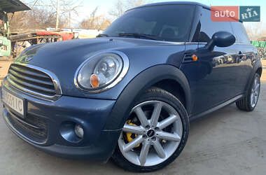 Хэтчбек MINI Hatch 2010 в Полтаве