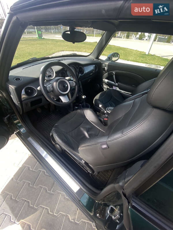 Хэтчбек MINI Hatch 2008 в Кременчуге