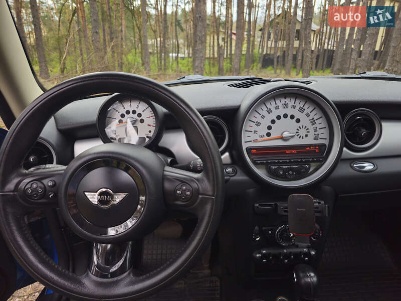 Хетчбек MINI Hatch 2012 в Бучі