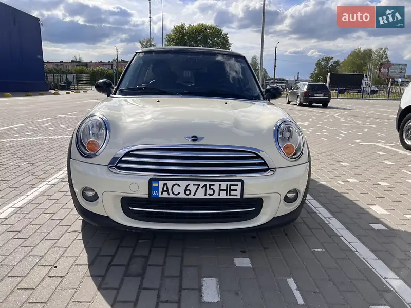 Хэтчбек MINI Hatch 2012 в 