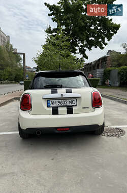 Хетчбек MINI Hatch 2015 в Дніпрі