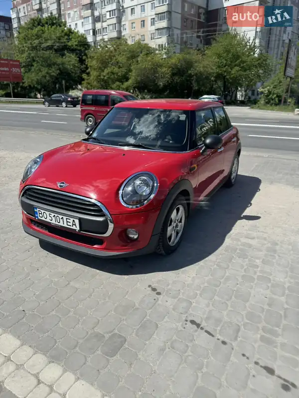 MINI Hatch 2018 VIN WMWXU51030TF09836 фото оголошення 2 з 42